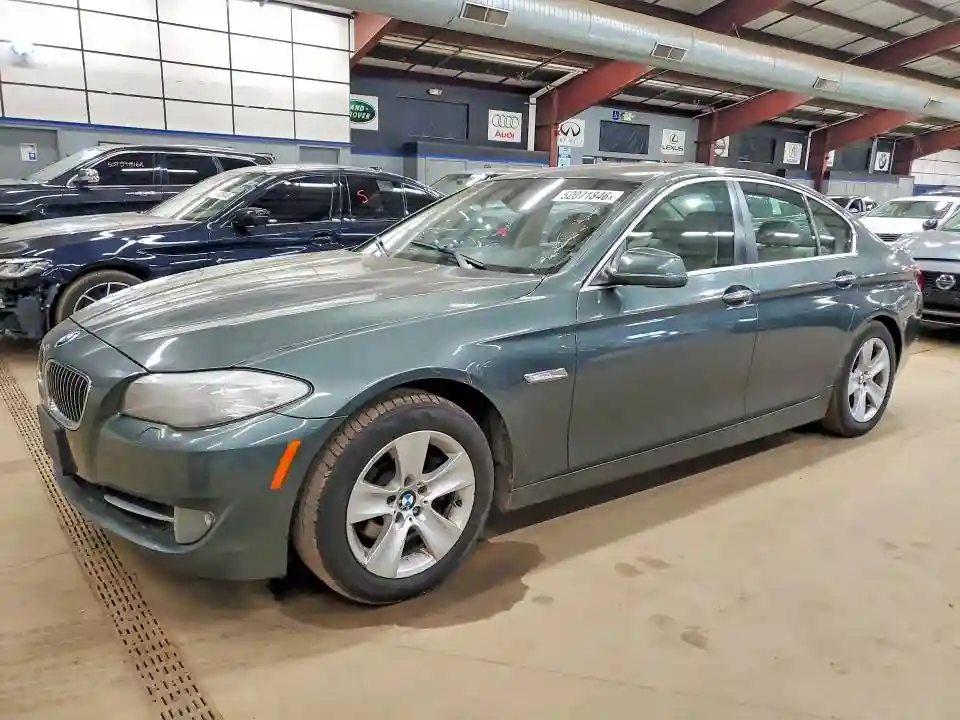 WBAXH5C56DDW13831 2013 BMW 5 SERIES-0