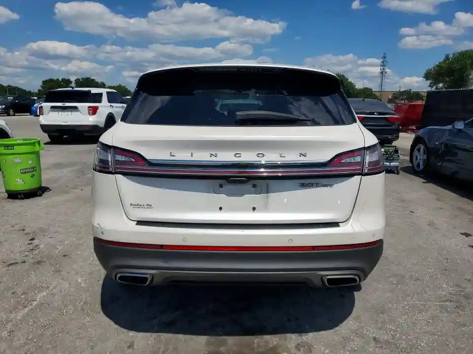 2LMPJ8L92KBL61381 2019 LINCOLN NAUTILUS-5