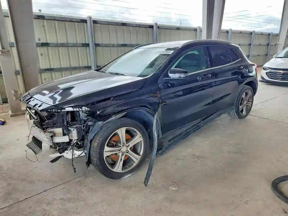 WDCTG4EB2JJ478517 2018 MERCEDES-BENZ GLA-CLASS-0