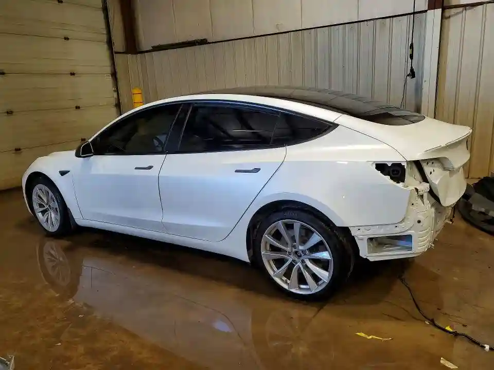 5YJ3E1EB9NF112903 2022 TESLA MODEL 3-1