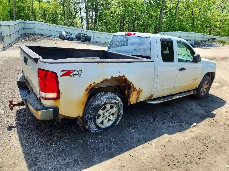 1GTR2VE73CZ257397 2012 GMC SIERRA-2