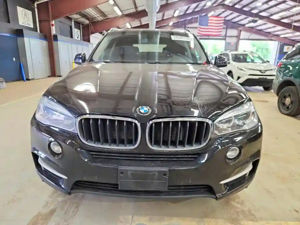 5UXKR0C51G0P27730 2016 BMW X5-4