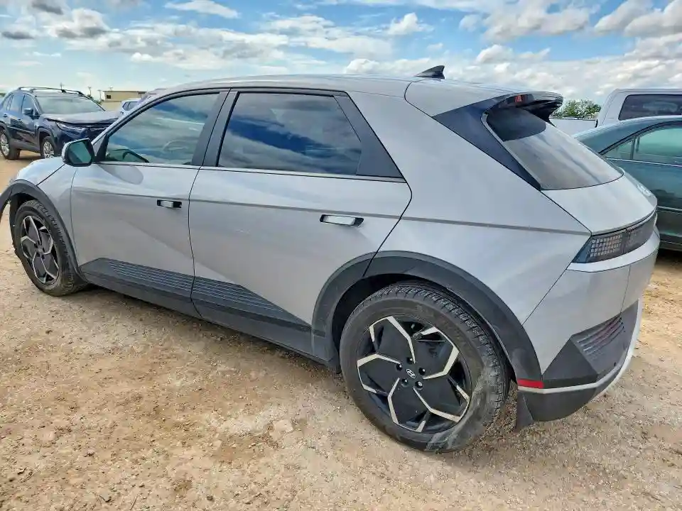 KM8KNDAF4PU191828 2023 HYUNDAI IONIQ-1