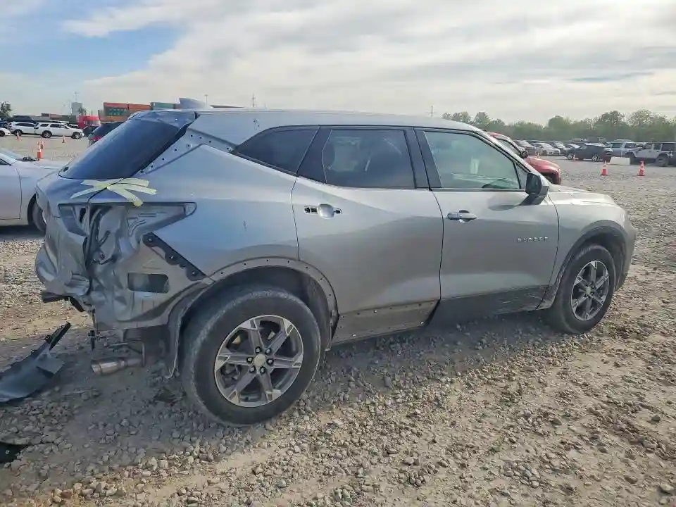 3GNKBCR4XPS160455 2023 CHEVROLET BLAZER-2