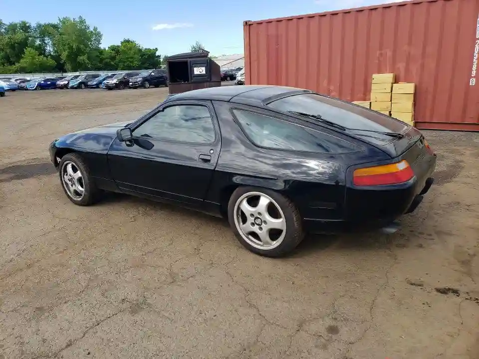 WP0JB0925HS861712 1987 PORSCHE 928-1