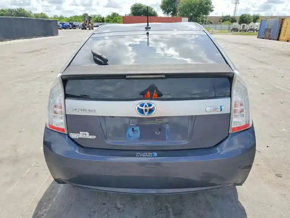 JTDKN3DP1E3055033 2014 TOYOTA PRIUS-5