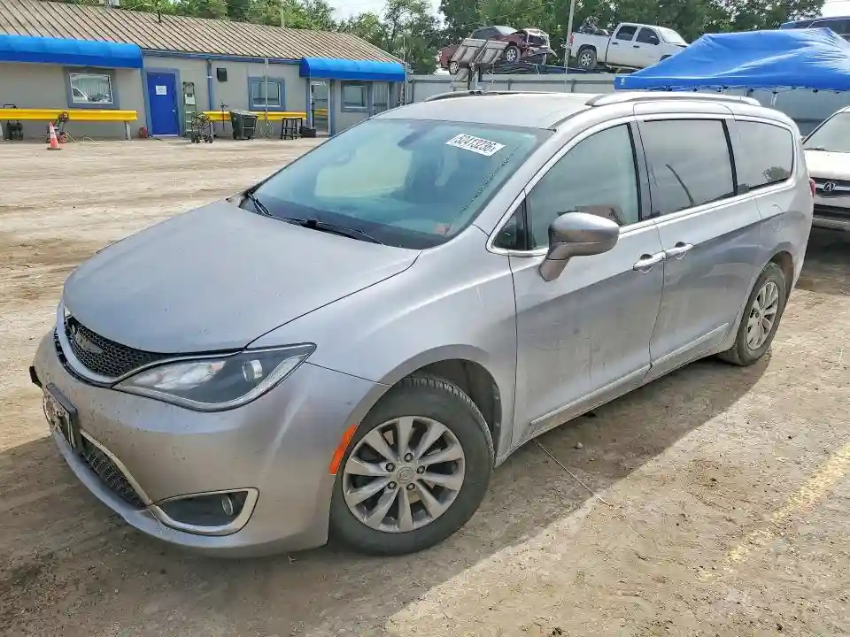 2C4RC1BG4JR163322 2018 CHRYSLER PACIFICA-0