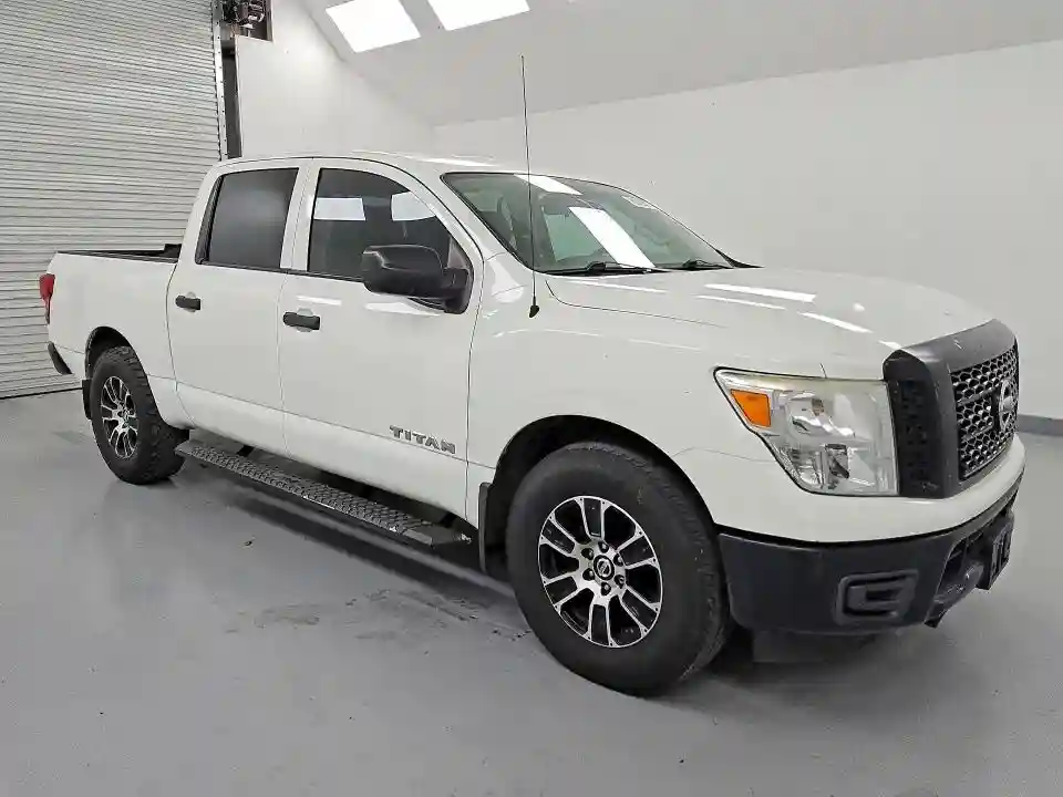 1N6AA1EKXHN532238 2017 NISSAN TITAN-3