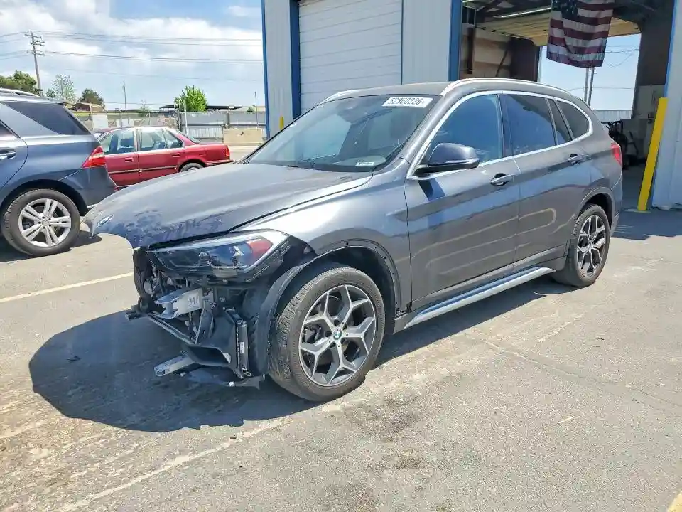 WBXJG9C01M5T06474 2021 BMW X1-0