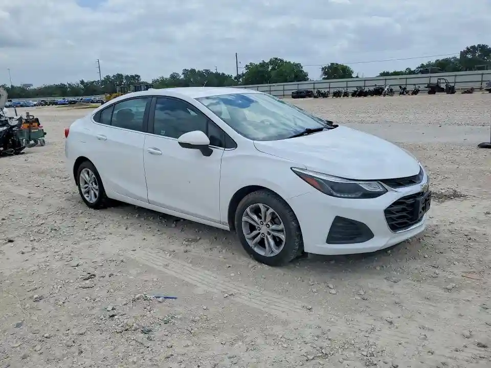 1G1BE5SMXK7143970 2019 CHEVROLET CRUZE-3