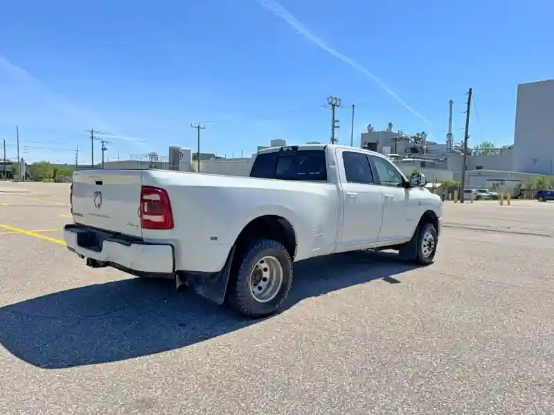 3C63RRJL1PG575320 2023 RAM 3500-3