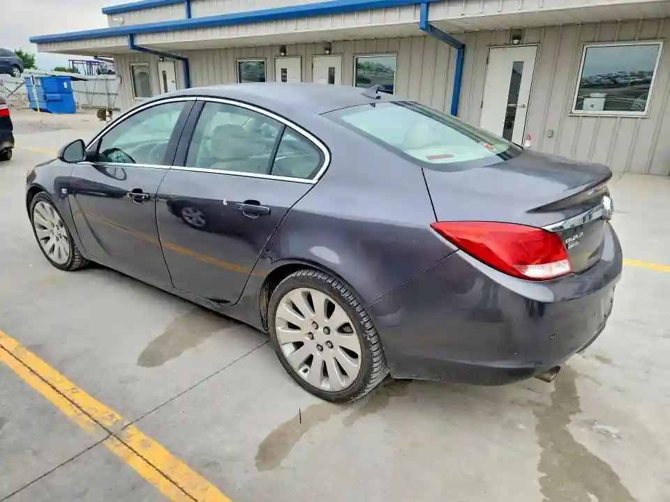 W04G05GV3B1110383 2011 BUICK REGAL-1