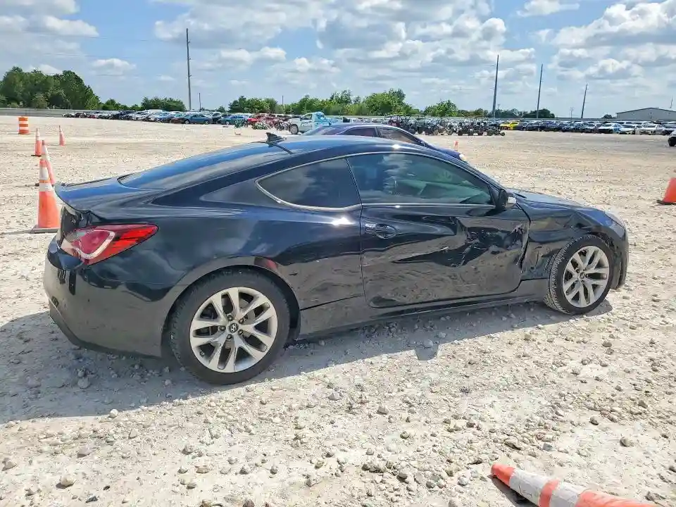 KMHHT6KJ1FU127923 2015 HYUNDAI GENESIS-2