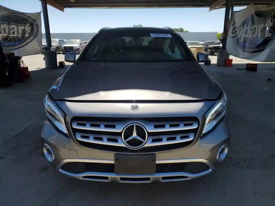 WDCTG4GB3JJ520996 2018 MERCEDES-BENZ GLA-CLASS-4