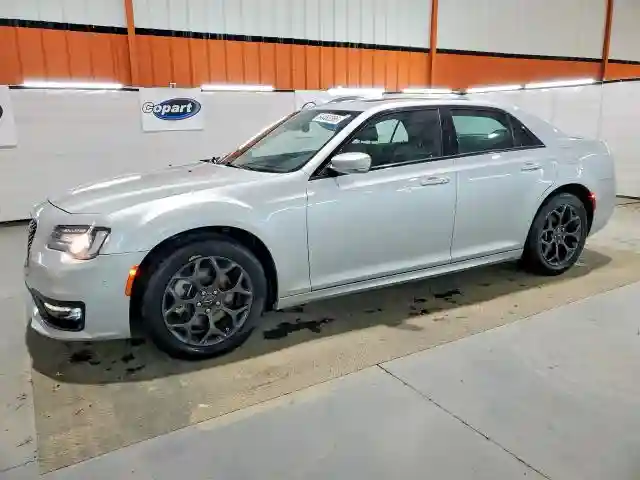 2C3CCAGG0NH127433 2022 CHRYSLER 300-0