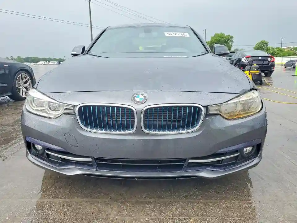 WBA8E1C51JA178235 2018 BMW 3 SERIES-4