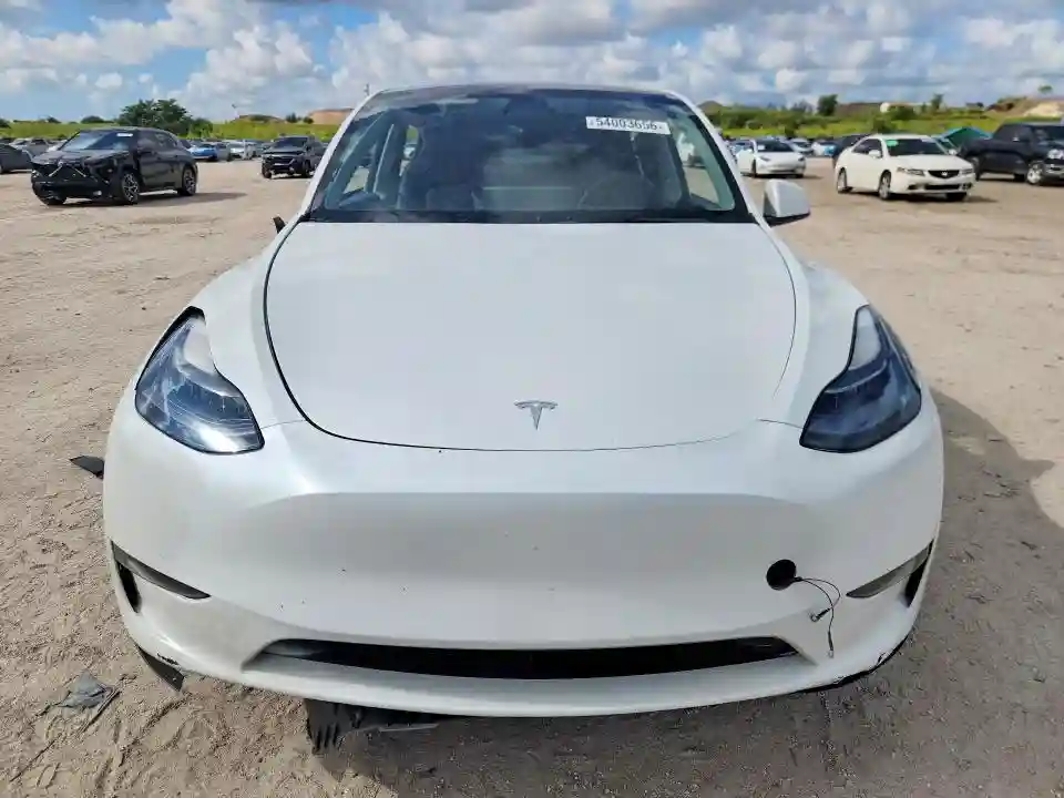 7SAYGAEE2PF752869 2023 TESLA MODEL Y-4