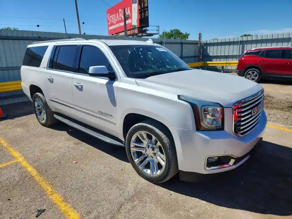 1GKS2GKC0JR210943 2018 GMC YUKON-3