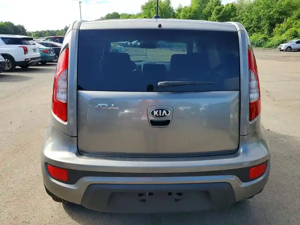 KNDJT2A50D7504529 2013 KIA SOUL-5