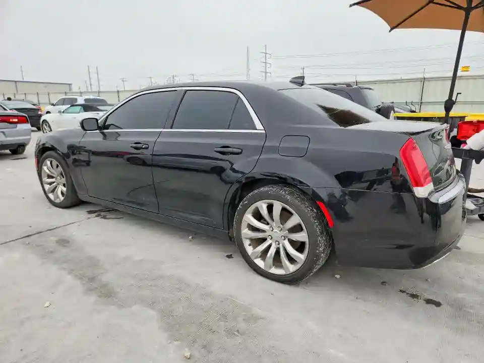 2C3CCAAGXLH117773 2020 CHRYSLER 300-1