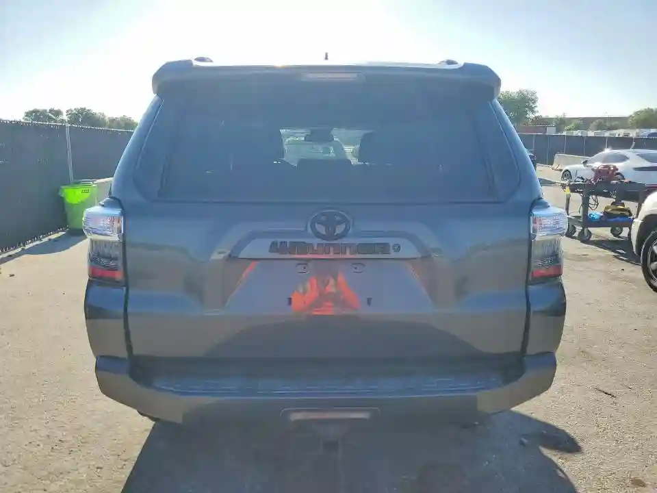 JTEZU5JR3K5204119 2019 TOYOTA 4RUNNER-5