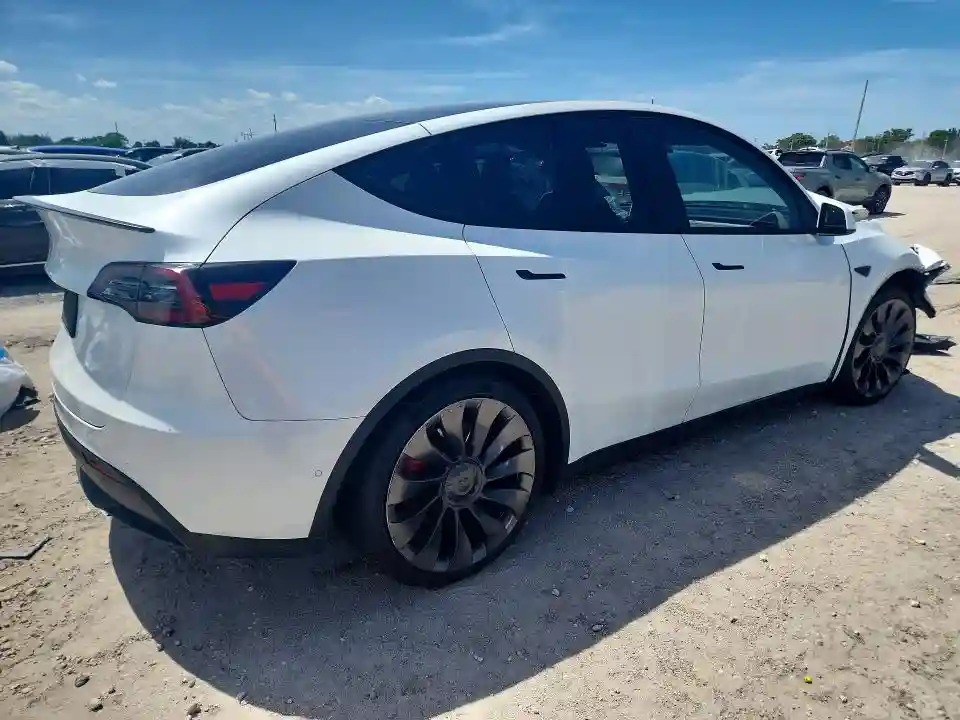 7SAYGDEF9NF361256 2022 TESLA MODEL Y-2