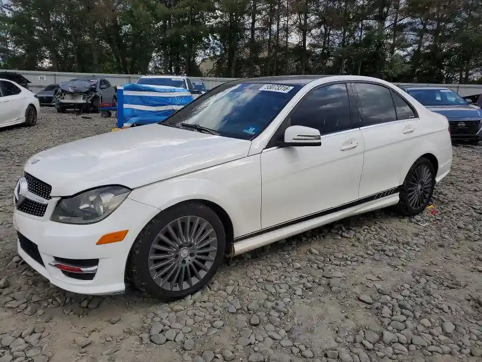 WDDGF8AB3DG128621 2013 MERCEDES-BENZ C-CLASS-0