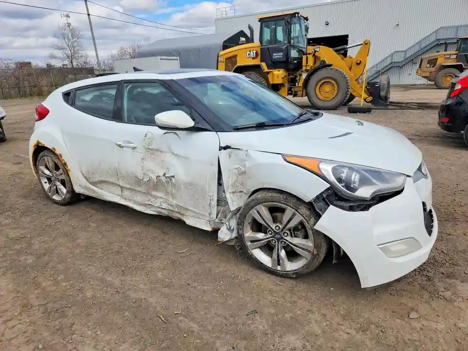 KMHTC6AD7FU241429 2015 HYUNDAI VELOSTER-3