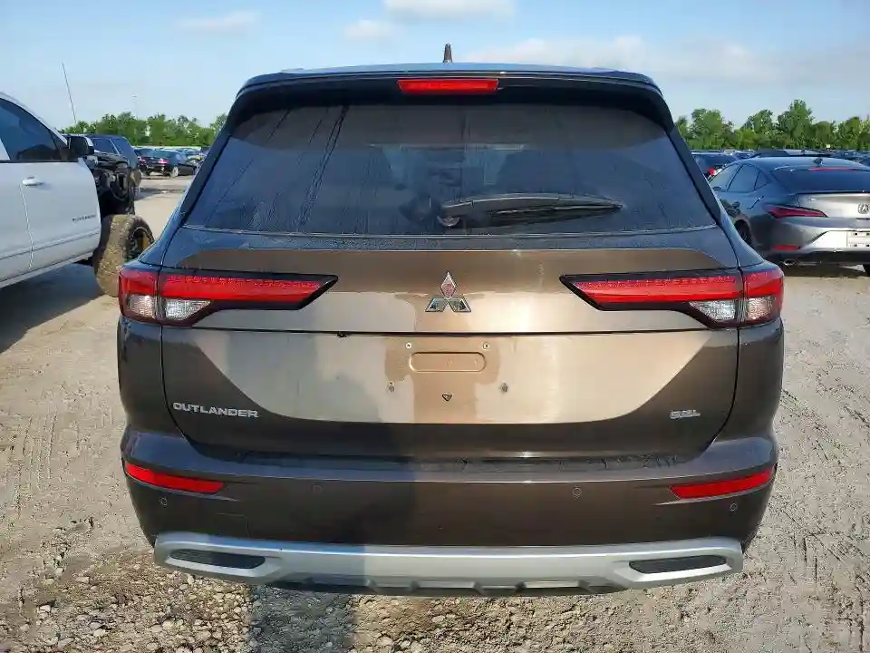 JA4J3VA8XNZ039088 2022 MITSUBISHI OUTLANDER-5
