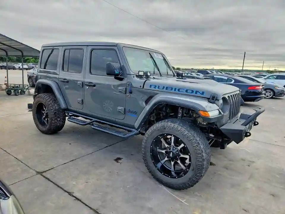 1C4JJXR62MW643096 2021 JEEP WRANGLER-3