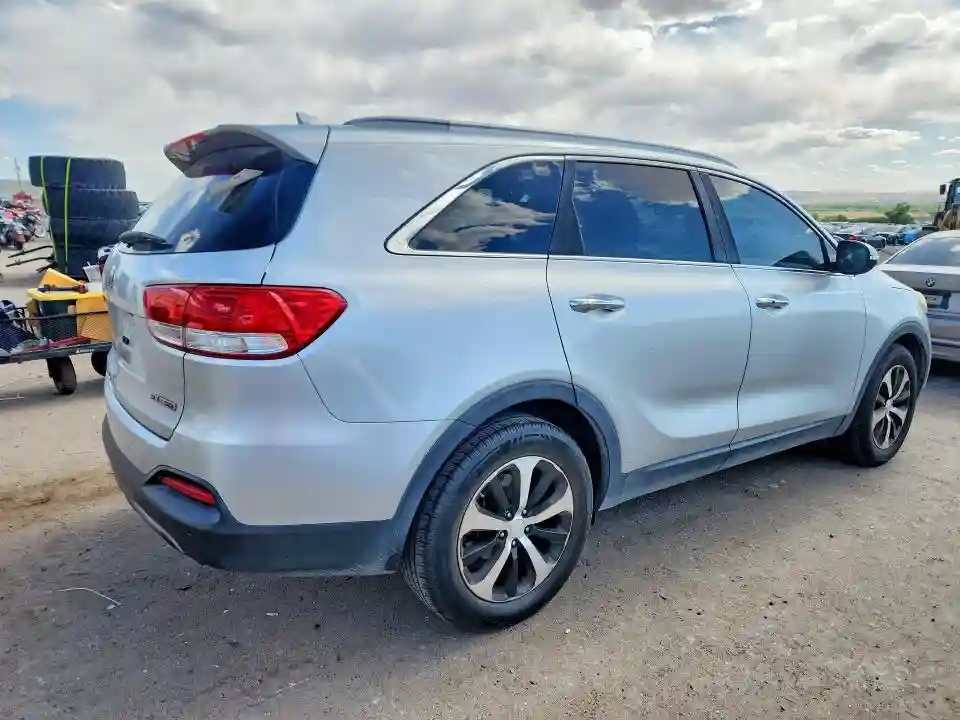 5XYPH4A13GG027610 2016 KIA SORENTO-2