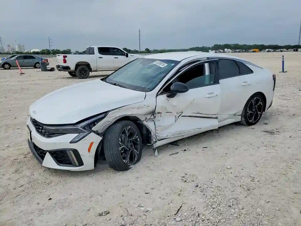 KNAG64J76S5283975 2025 KIA K5-0