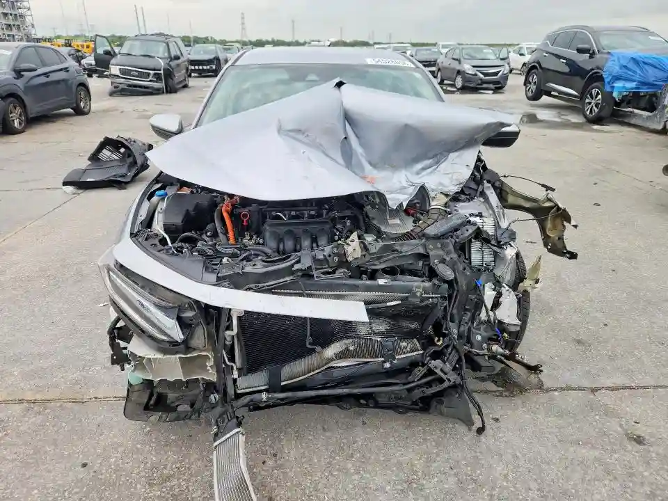 19XZE4F53NE012113 2022 HONDA INSIGHT-4