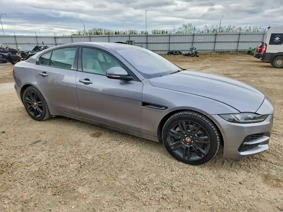 SAJAP4FX4LCP58567 2020 JAGUAR XE-3