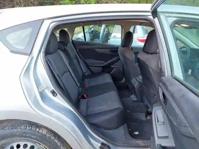 4S3GTAA62H3706900 2017 SUBARU IMPREZA-5