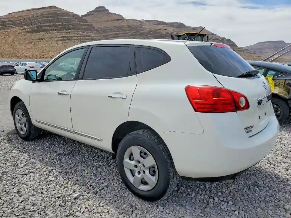 JN8AS5MT5FW163818 2015 NISSAN ROGUE-1