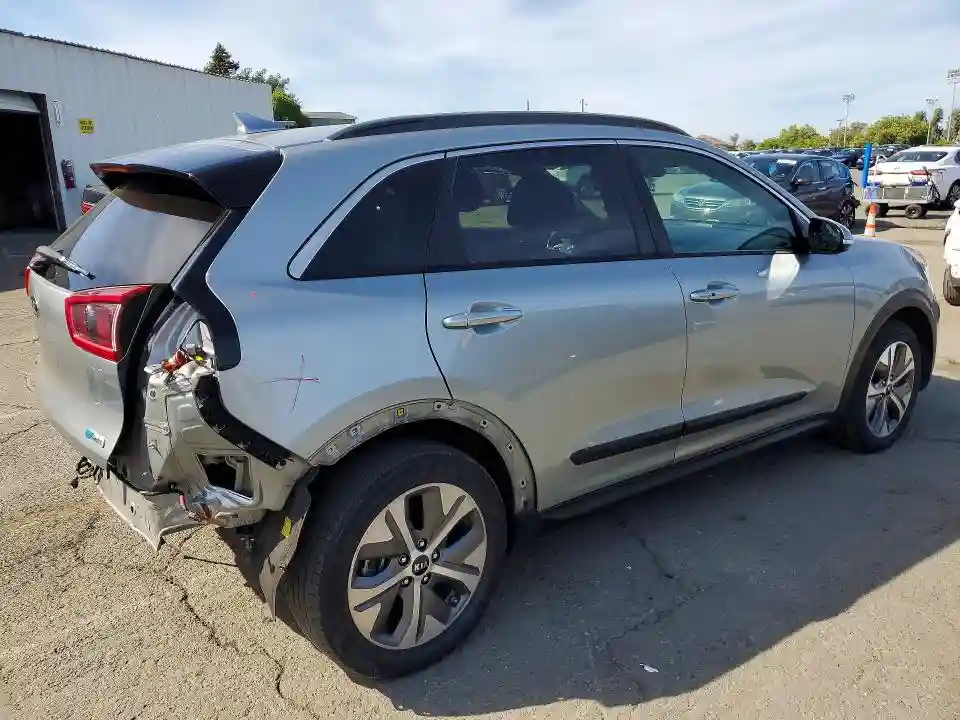 KNDCE3LG2K5017512 2019 KIA NIRO-2