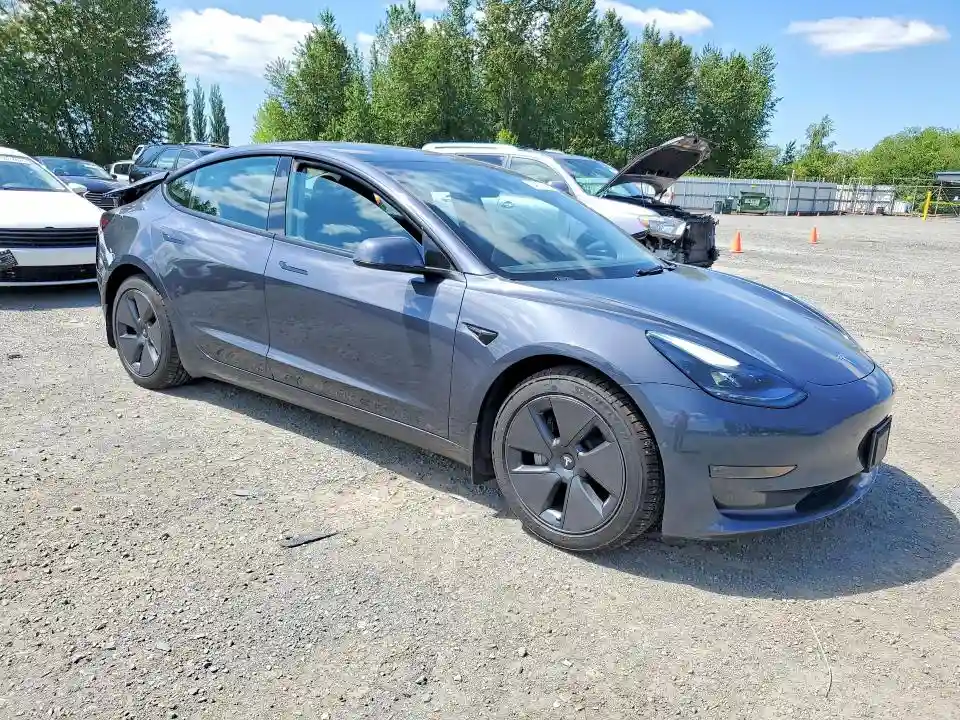 5YJ3E1EA6NF340882 2022 TESLA MODEL 3-3