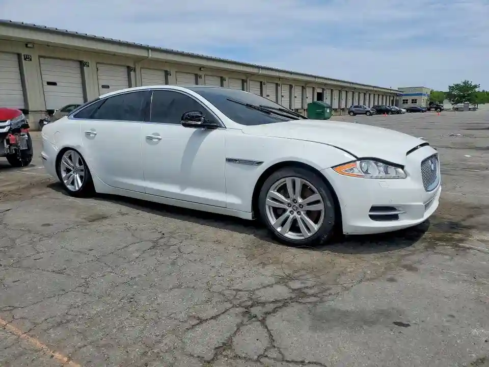 SAJWA2G10DLV53383 2013 JAGUAR XJ-3