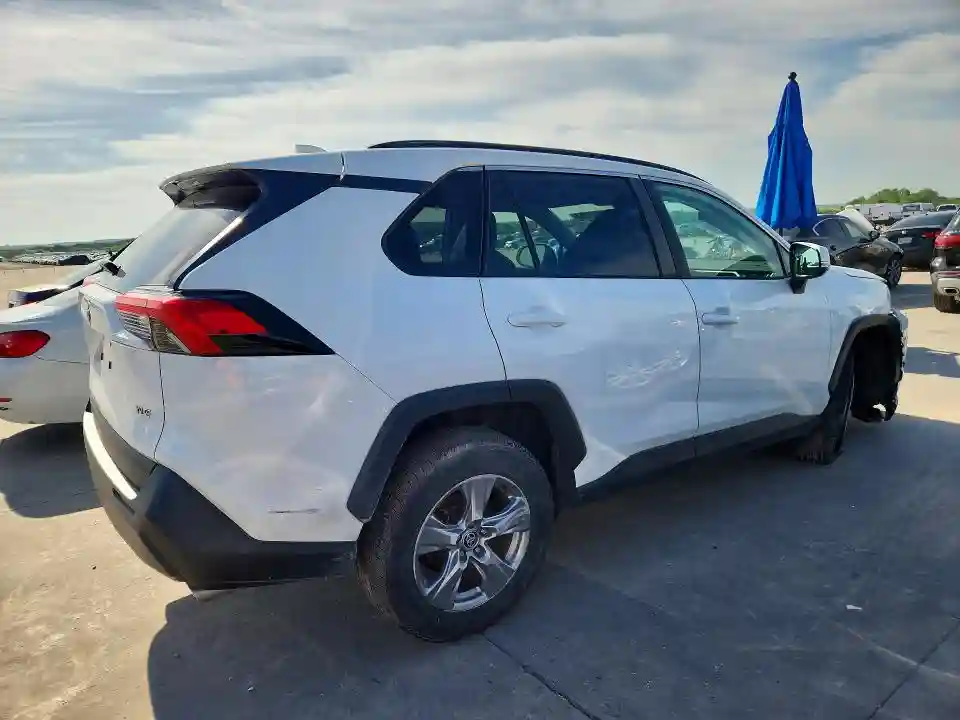 2T3W1RFV4NW194467 2022 TOYOTA RAV4-2