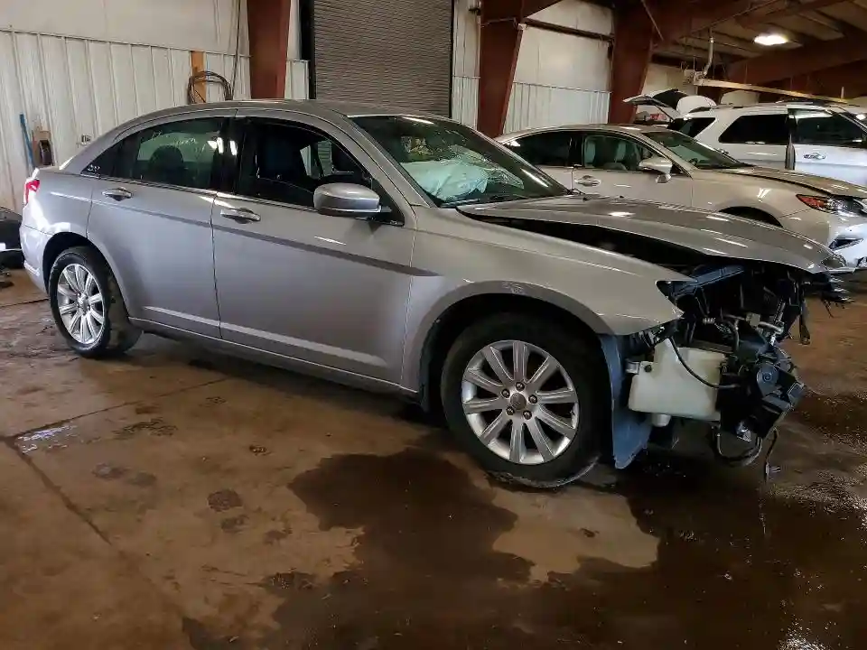 1C3CCBBB3DN601382 2013 CHRYSLER 200-3