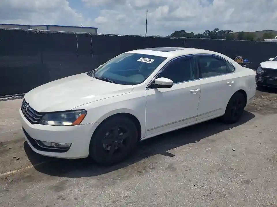 1VWBN7A38EC015151 2014 VOLKSWAGEN PASSAT-0