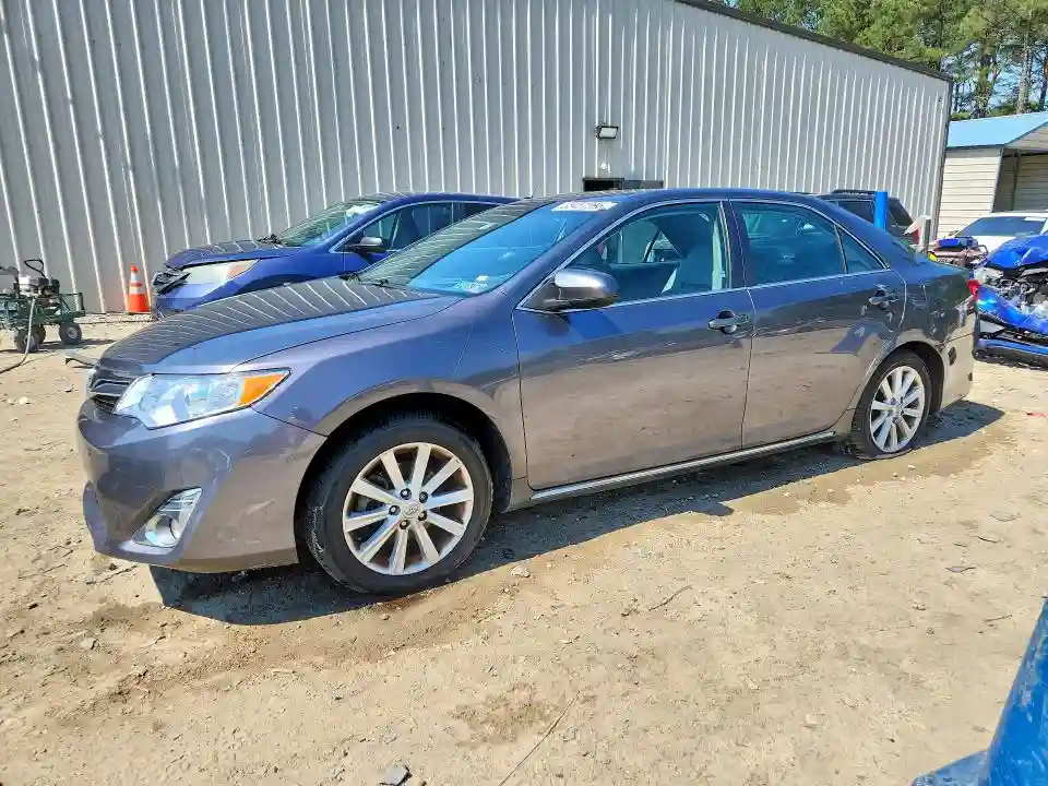 4T1BF1FK1EU426197 2014 TOYOTA CAMRY-0