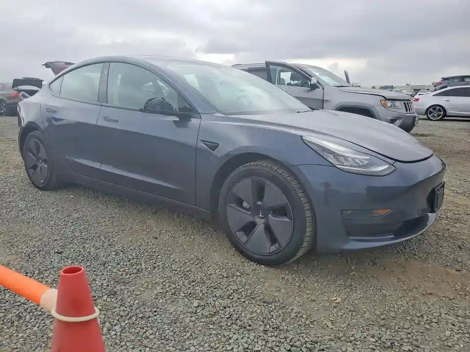 5YJ3E1EA9MF850304 2021 TESLA MODEL 3-3