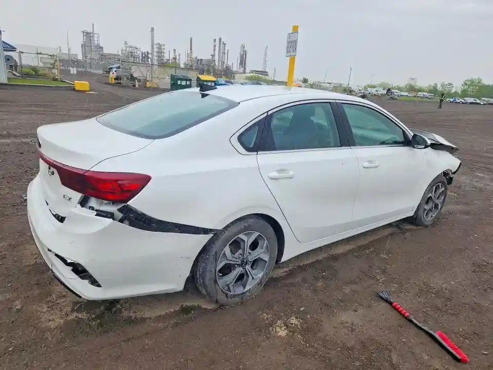 3KPF54AD9LE152634 2020 KIA FORTE-2
