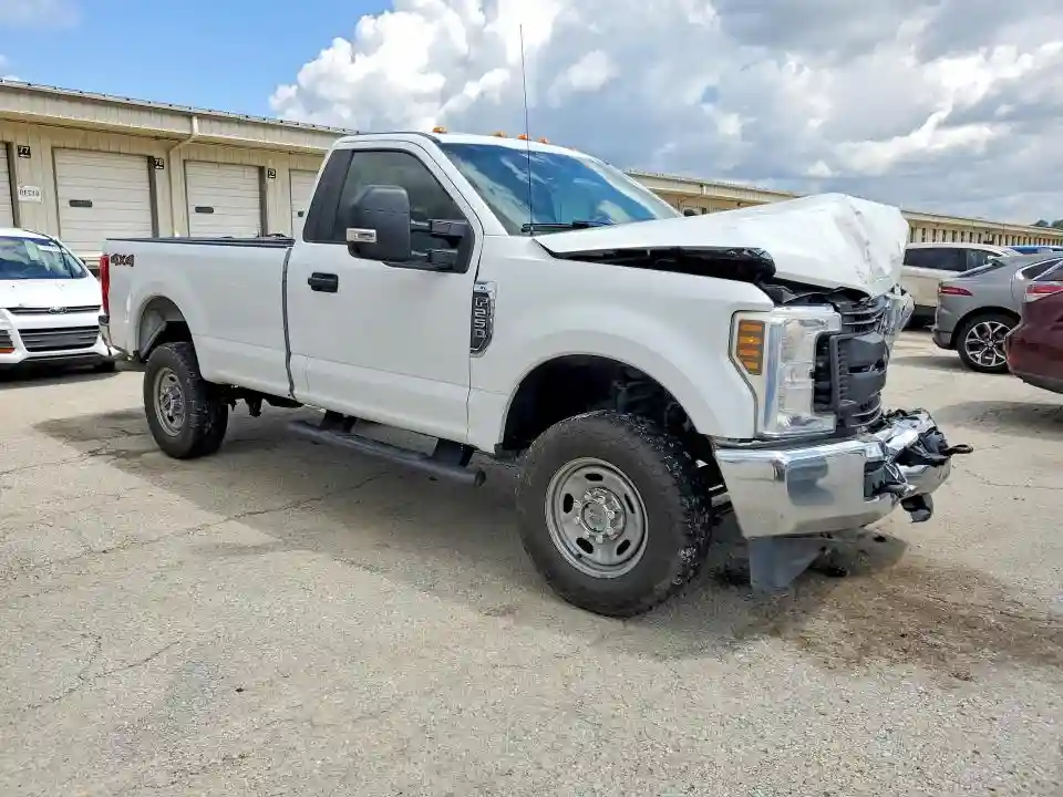 1FTBF2B67KEE71881 2019 FORD F250-3
