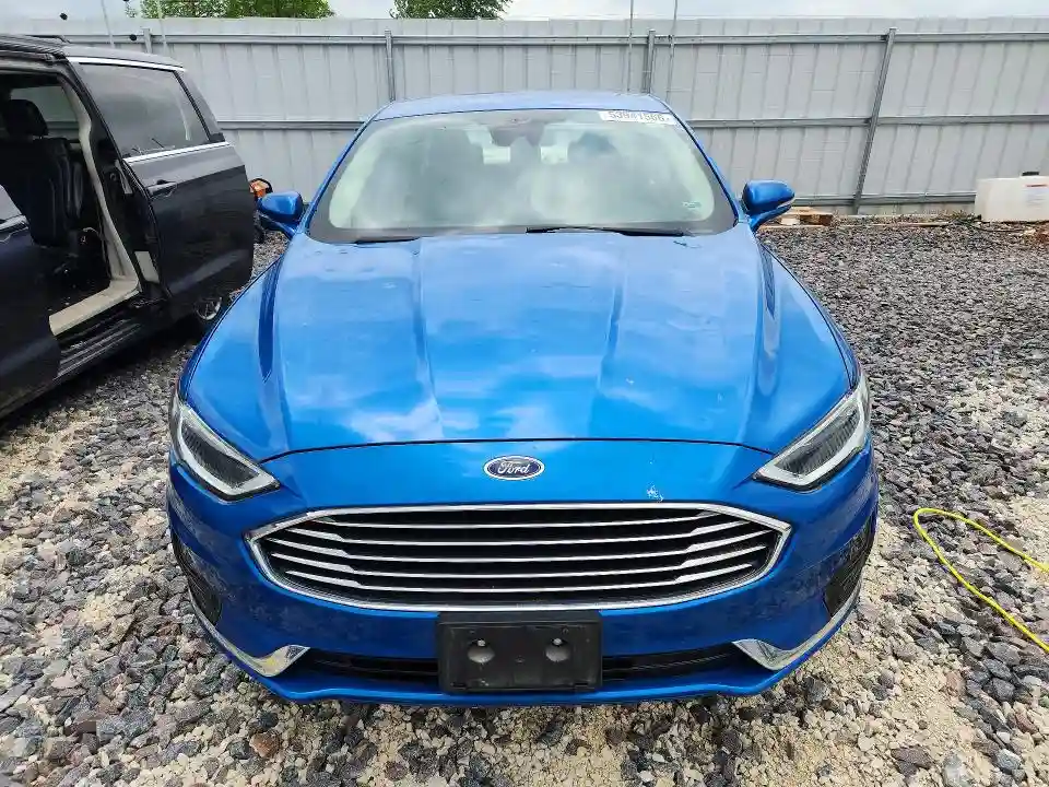 3FA6P0MU4KR123747 2019 FORD FUSION-4