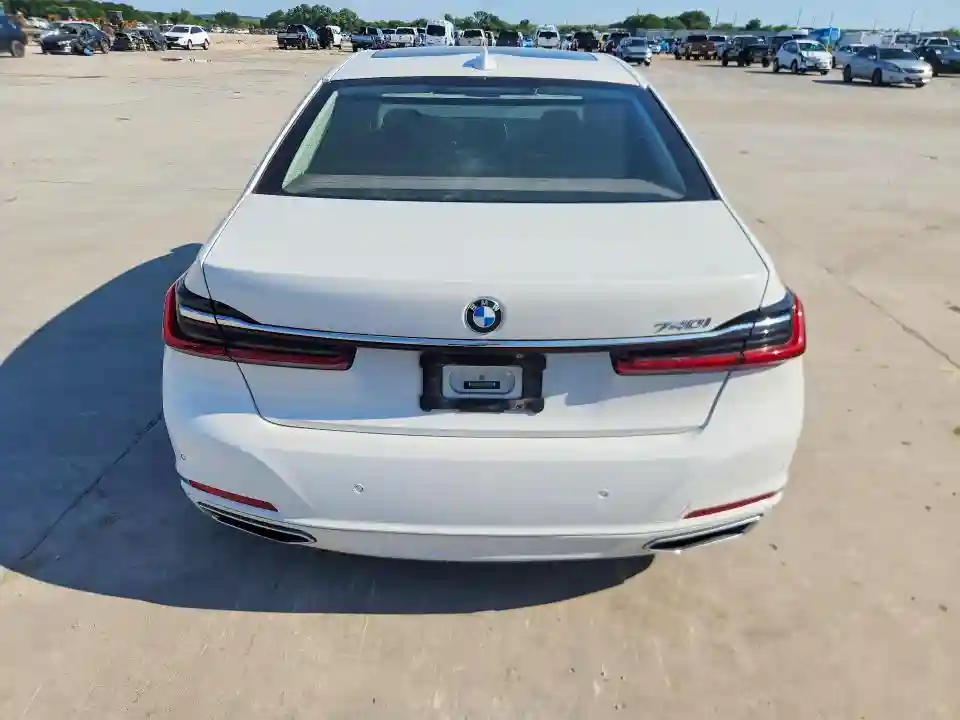 WBA7T2C07LCE43469 2020 BMW 7 SERIES-5