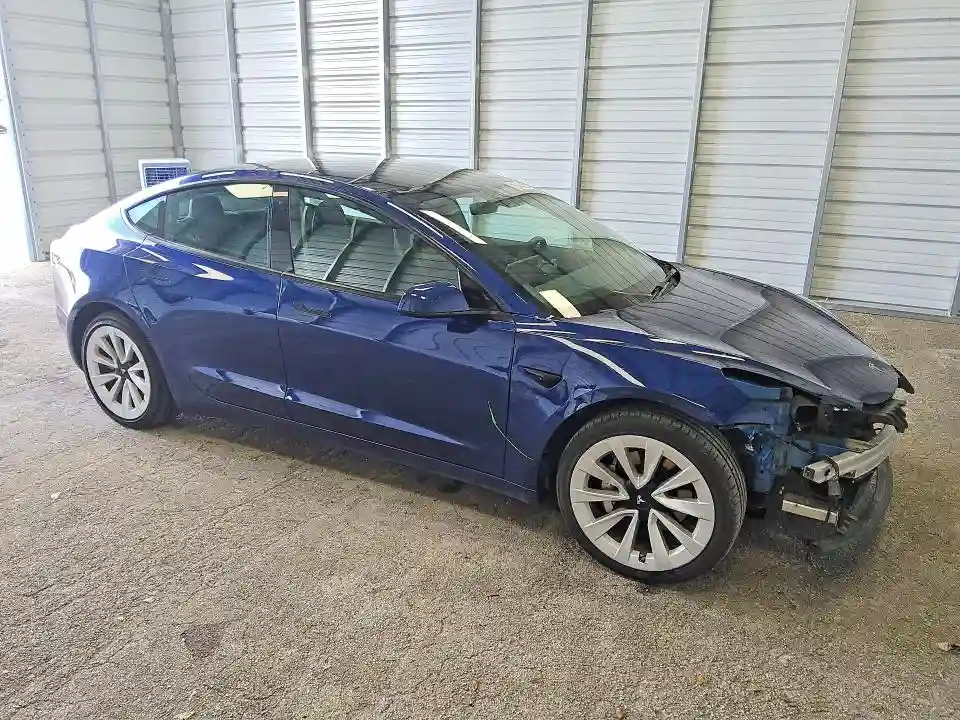 5YJ3E1EA3NF368929 2022 TESLA MODEL 3-3
