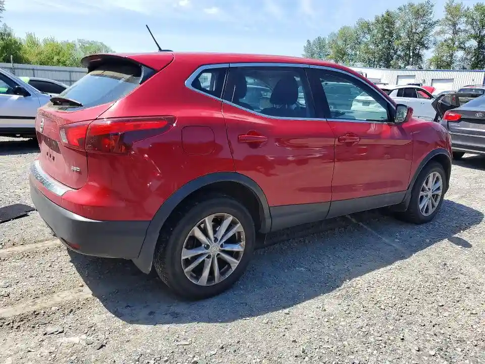 JN1BJ1CR0JW284026 2018 NISSAN ROGUE-2